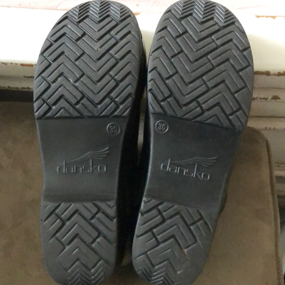 Dansko Clogs Patent Multicolor Sparkle Size 36 - image 4